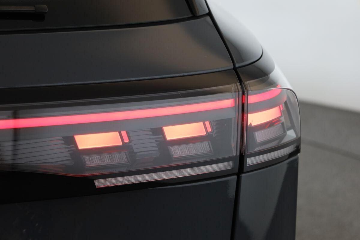 Volkswagen Tiguan 2.0 TDI 150 CV SCR DSG R-Line
