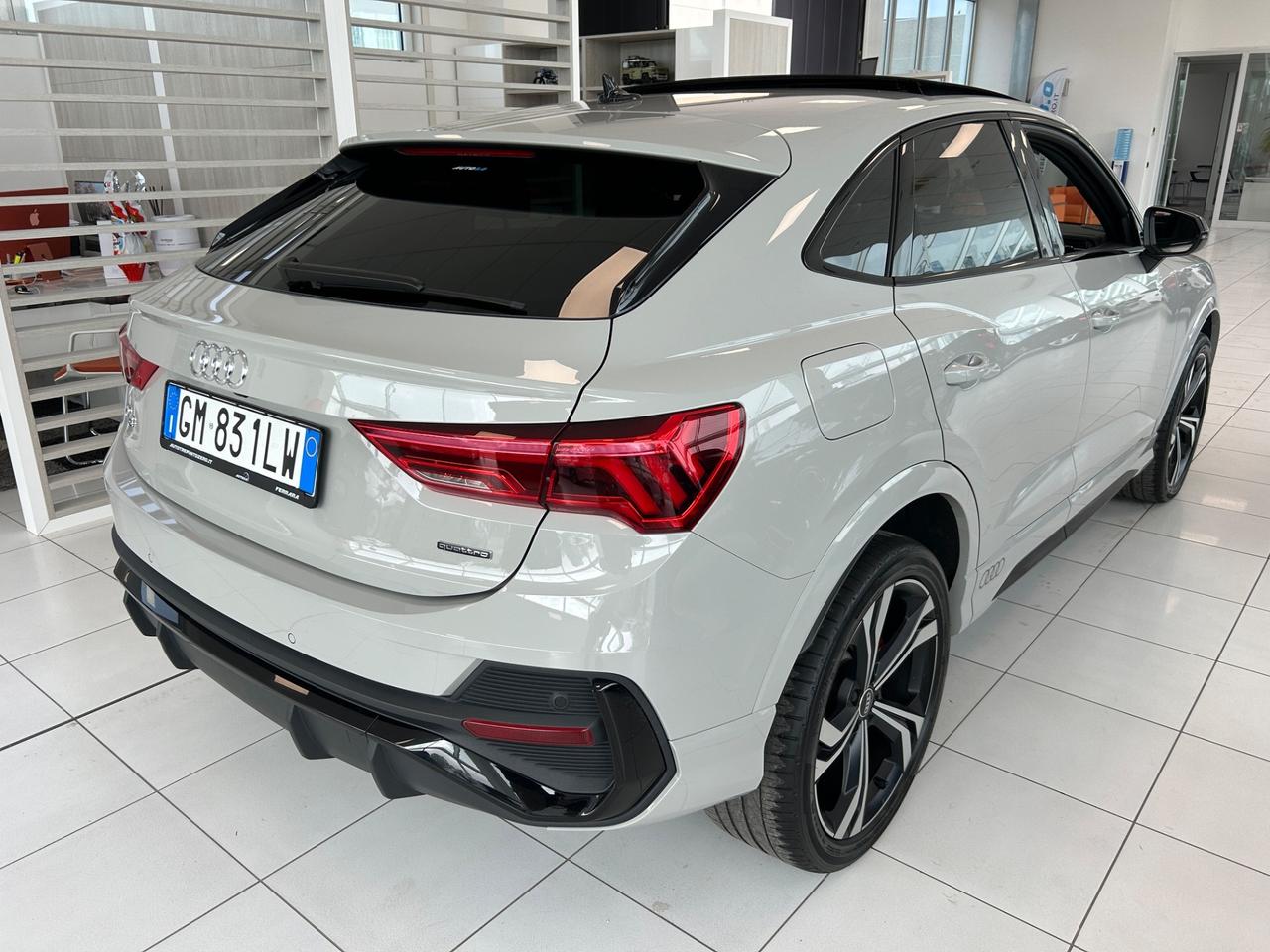 Audi Q3 SPB 40 TDI quattro S tronic S line edition