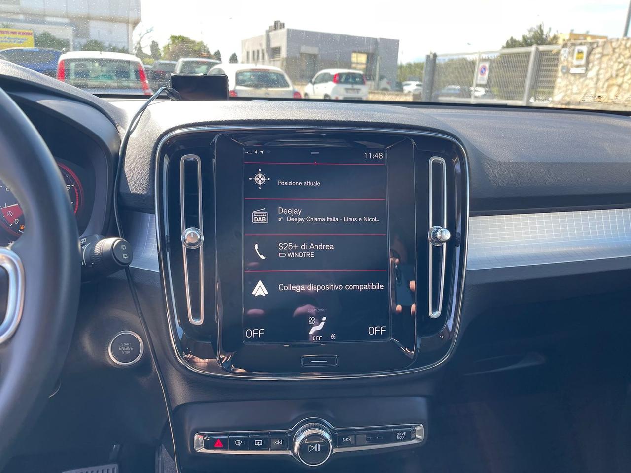 Volvo XC40 T3 Momentum Pro #10192