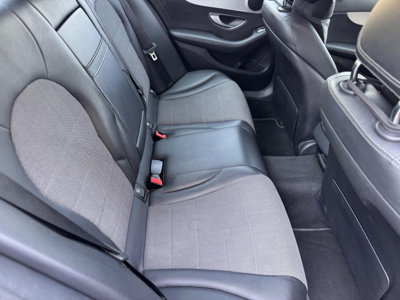 Mercedes-Benz C 220 Sport Plus C 220 D #11917