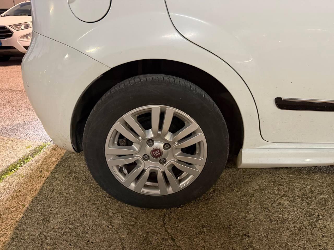 Fiat Punto 2017 1.3 95 CV 5 porte Lounge