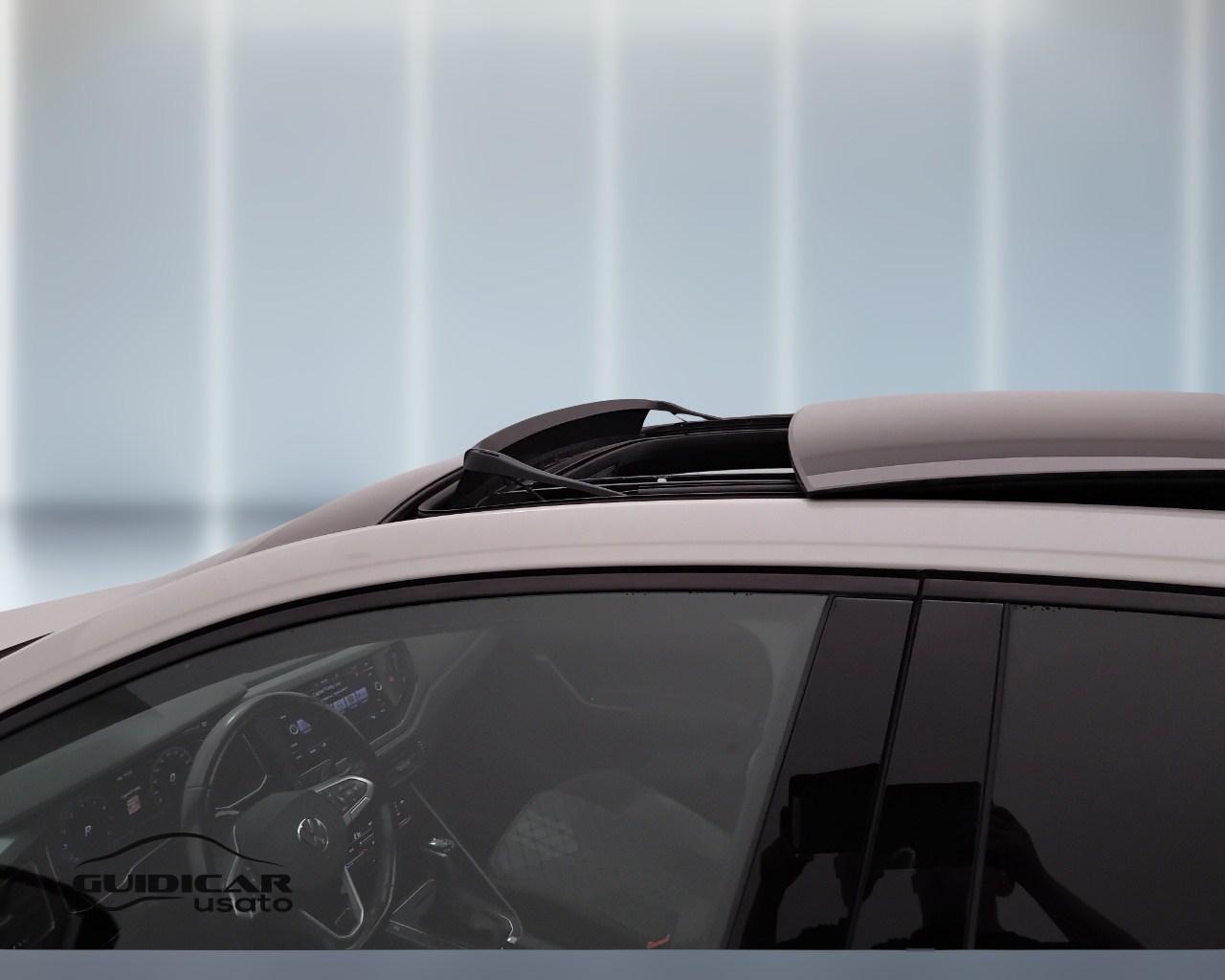VOLKSWAGEN Taigo - Taigo 1.0 tsi R-Line 110cv dsg