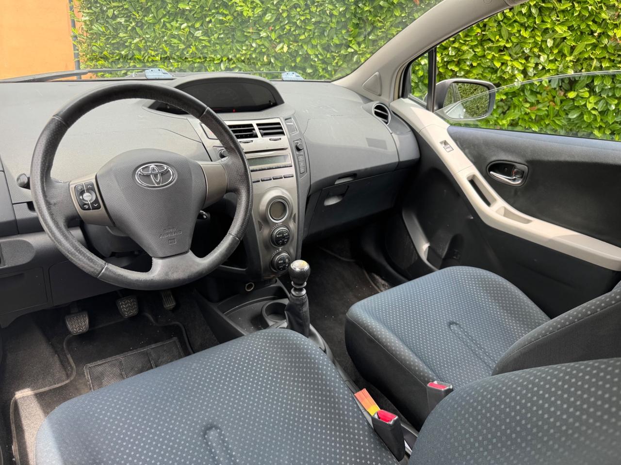 Toyota Yaris 1.3 GPL NUOVO - POCHI KM - 2010