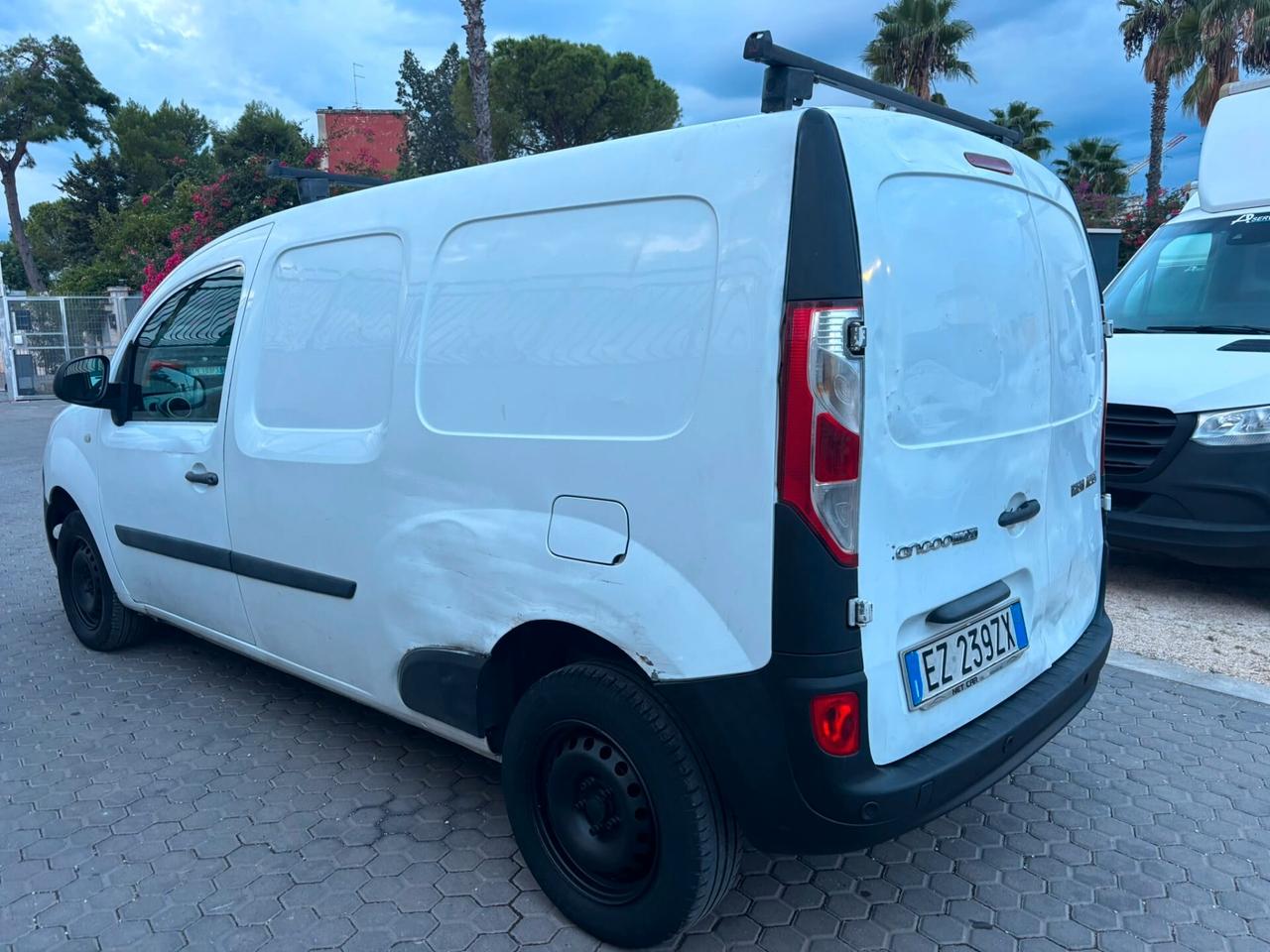 Renault Kangoo Maxi 1.5 dCi 90 CV Diesel – 2015 – 214.000 km