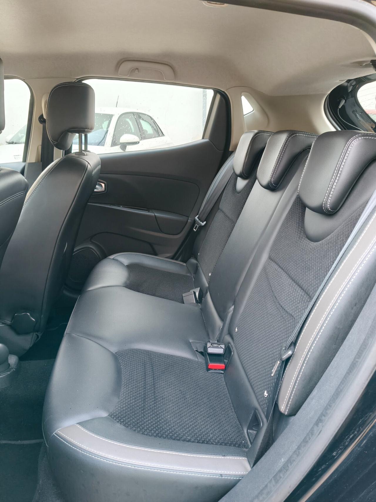 Renault Clio dCi 8V 90CV EDC Start&Stop 5 porte Energy Intens