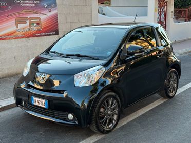Toyota iQ 1.0 68CV Automatic *NAVI - 2009