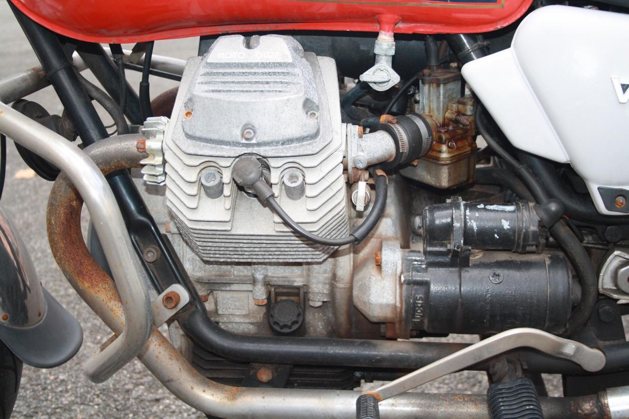 Moto Guzzi V 35 C del 1984 - ATTIVATA ISCRIZIONE FMI