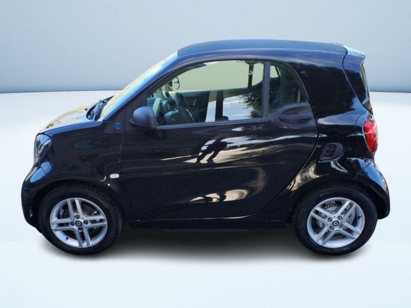 smart fortwo EQ PURE 4,6KW