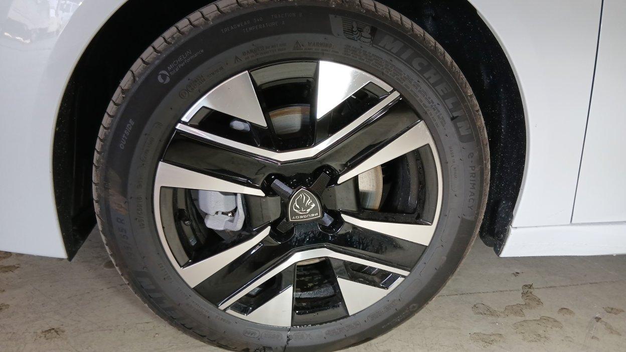 PEUGEOT 208 2ª serie - 208 Hybrid 110 e-DCS6 5 porte Allure