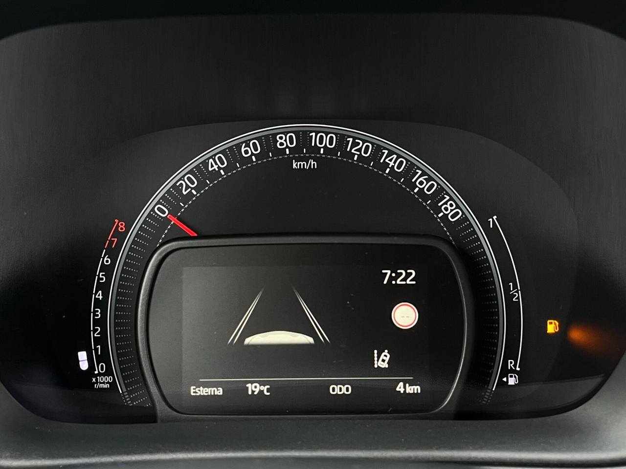 Toyota Aygo X 1.0 VVT-i 72 CV 5 porte Trend Km0