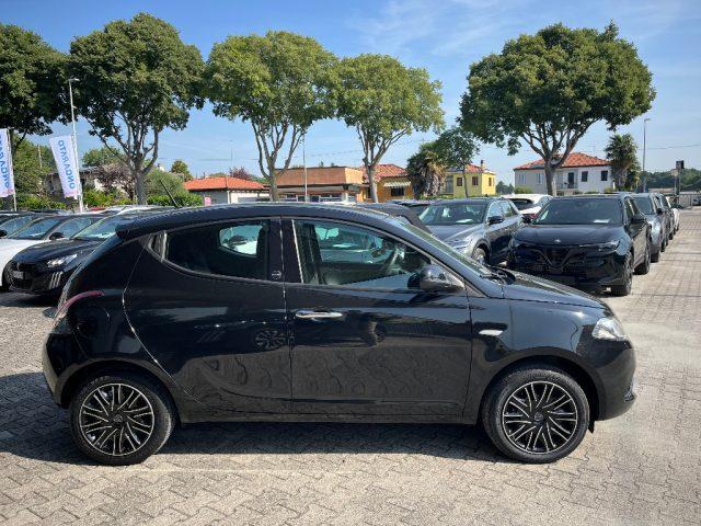 LANCIA Ypsilon 1.0 FireFly 5 porte S&S Hybrid Ecochic Gold