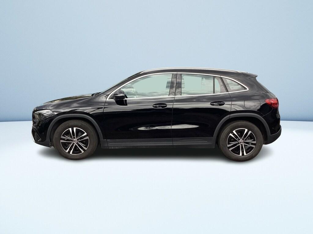Mercedes GLA 180 180 D Progressive Advanced 8G-DCT