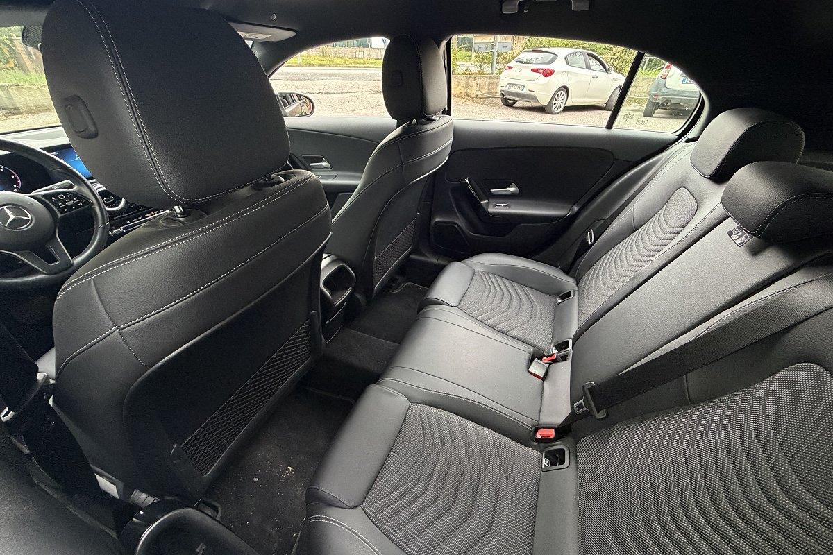 MERCEDES A 180 d Automatic Business