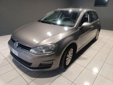 Volkswagen Golf 7 del 2013 - 1200 benzina anche neopatentati -