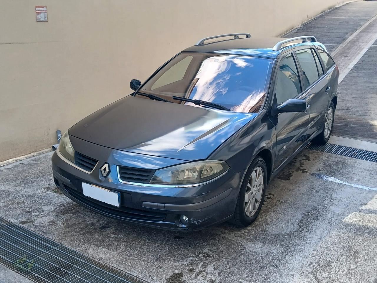 Renault Laguna 1.9 dCi/130CV Grandtour Confort