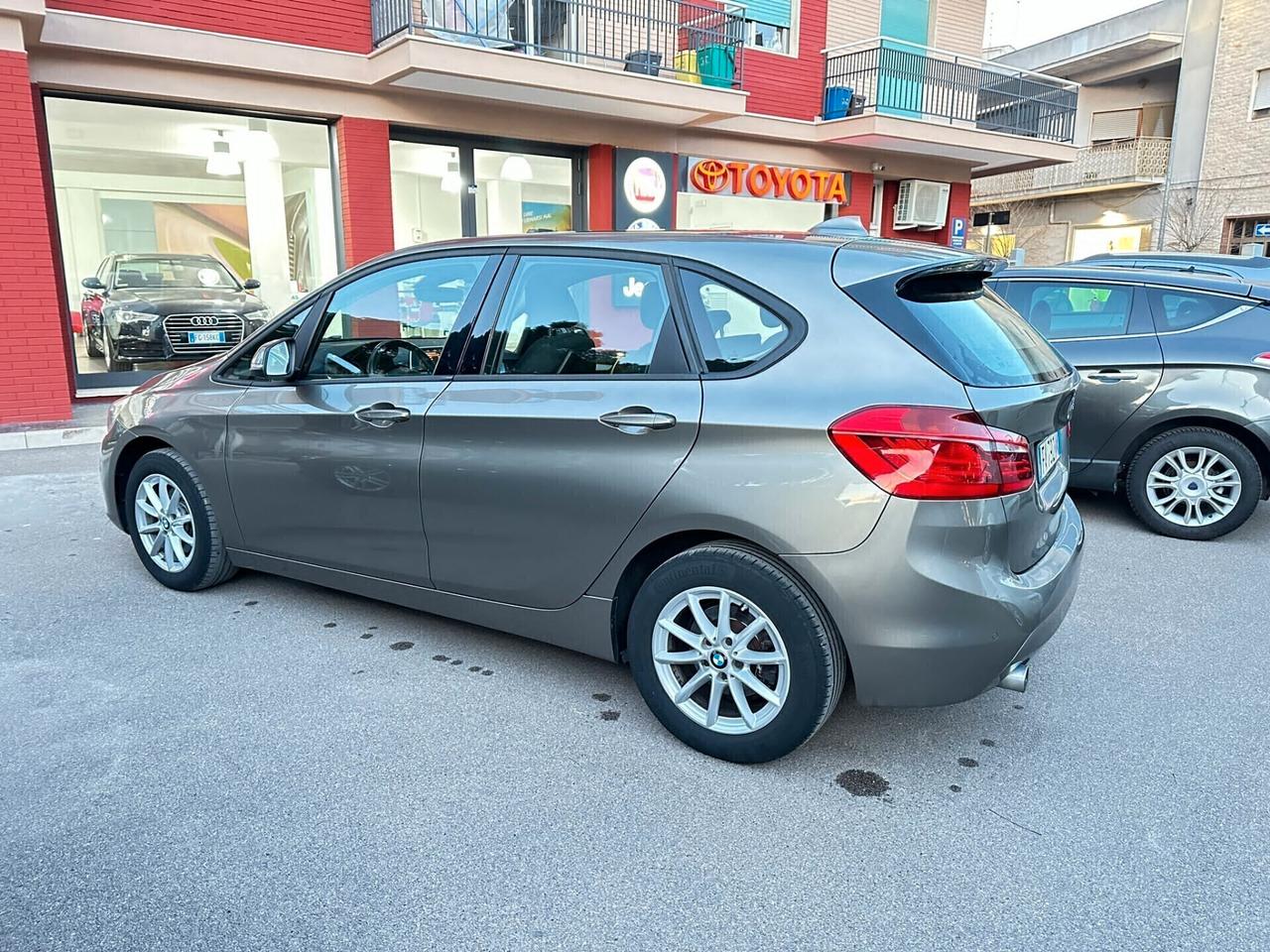 Bmw 218d Active Tourer Advantage AUT.