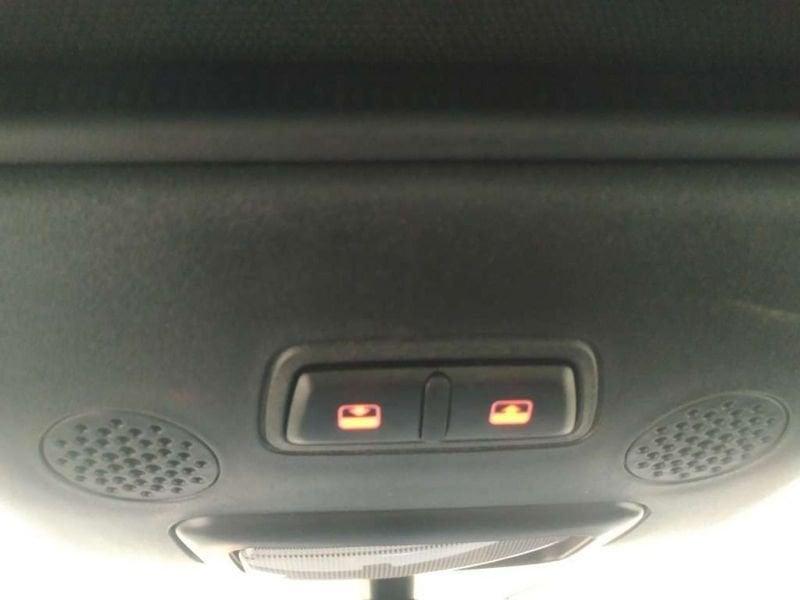 FIAT 500C 1.0 hybrid Dolcevita 70cv