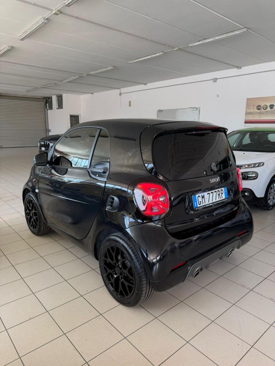 SMART - Fortwo - 70 1.0 BRABUS Style