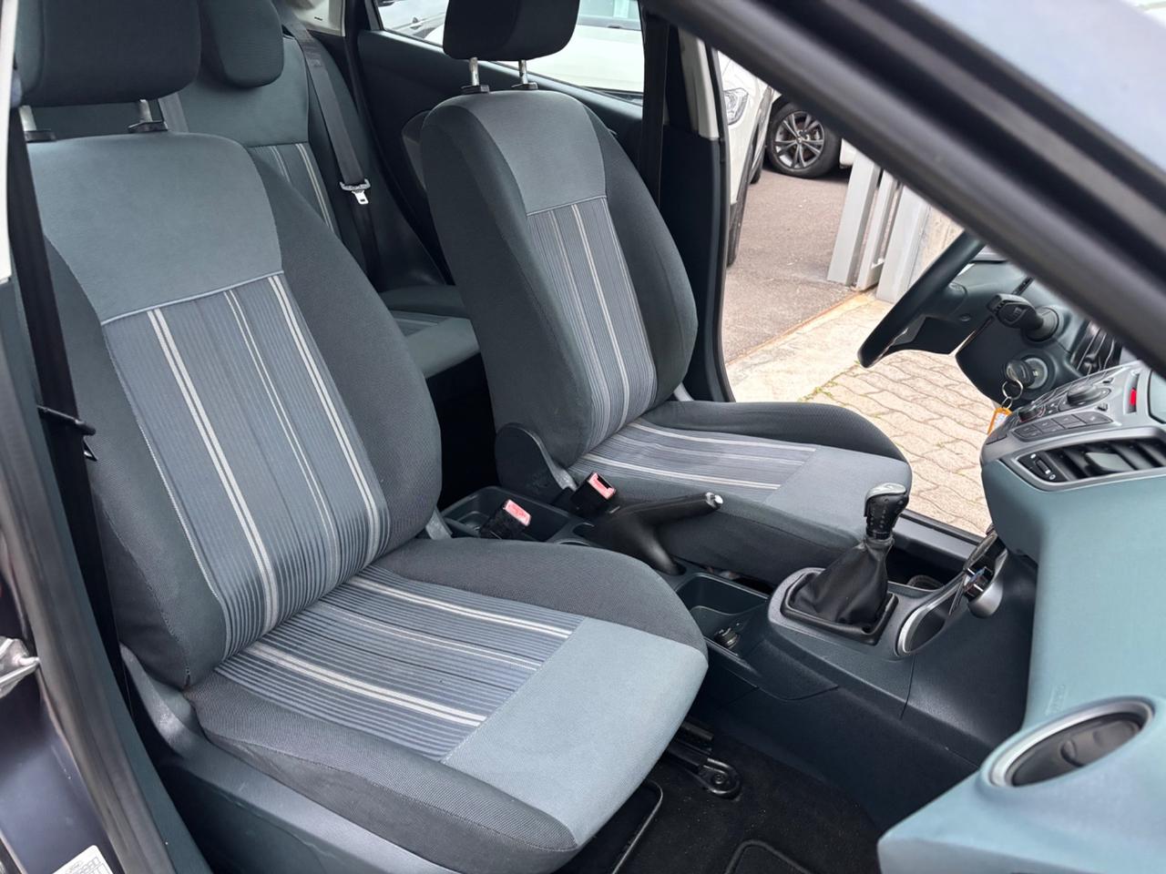 Ford Fiesta 1.4 TDCi 68CV 5 porte Titanium