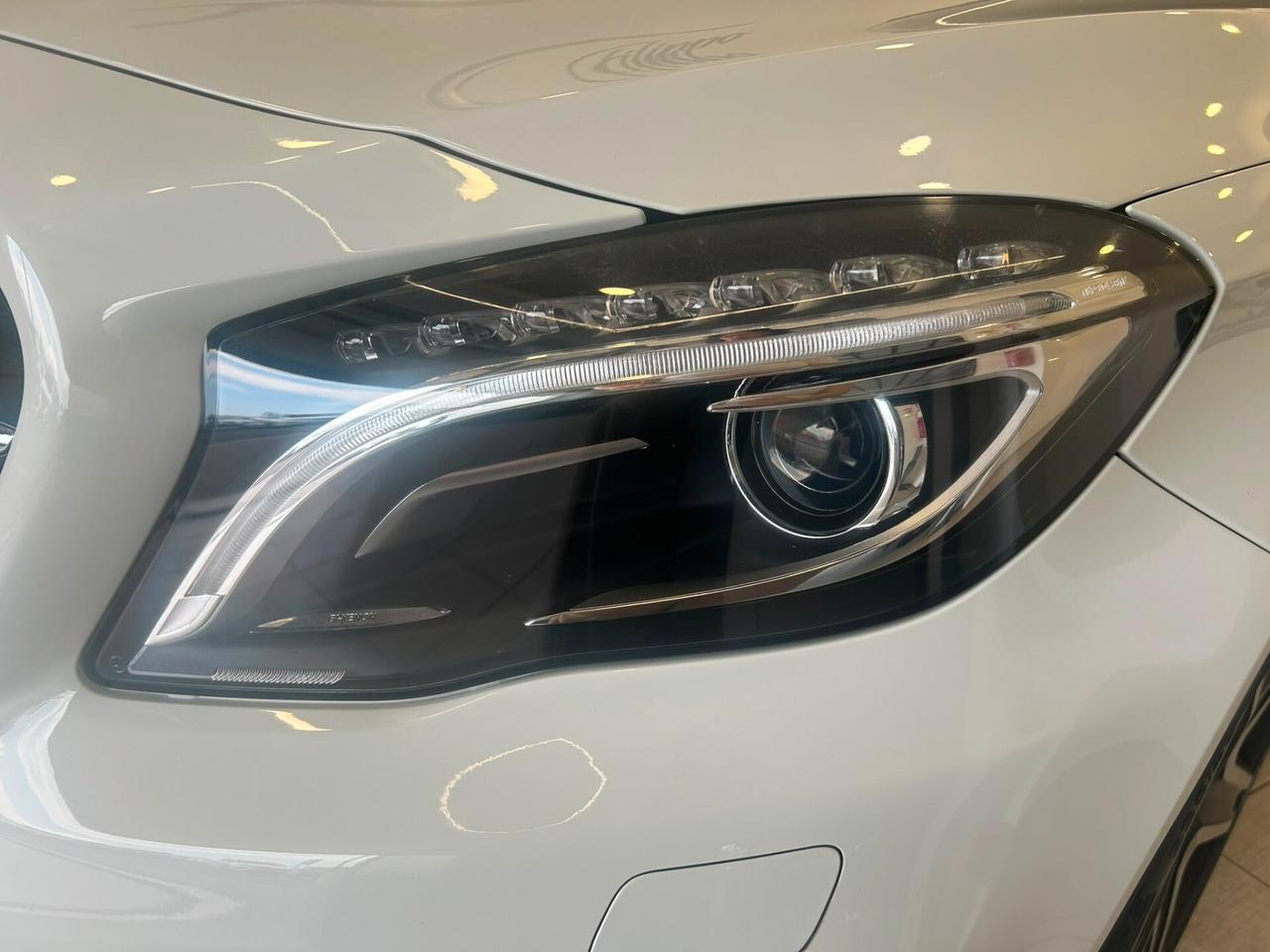 Mercedes GLA 200 CDI 136CV Premium TETTO 2015