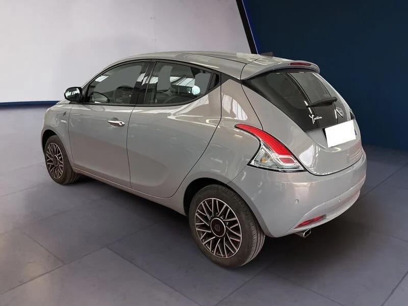 Lancia Ypsilon 1.0 hybrid Gold s&s 70cv