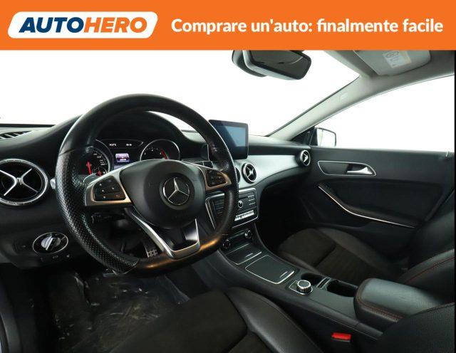 MERCEDES-BENZ CLA 200 d Automatic Premium