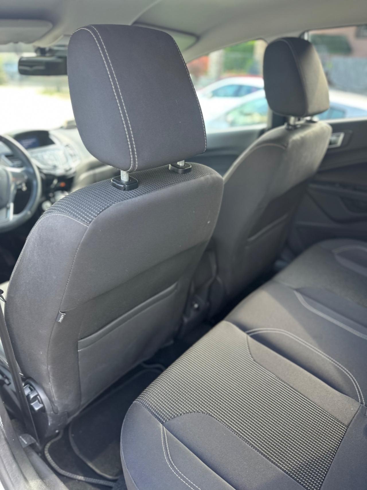 Ford FIESTA 1.4 5p. BZ.- GPL TITANIUM NEOPAT KMCERT