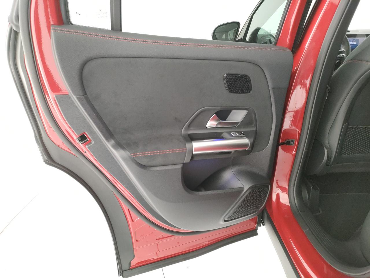 Mercedes-Benz GLA 200 d