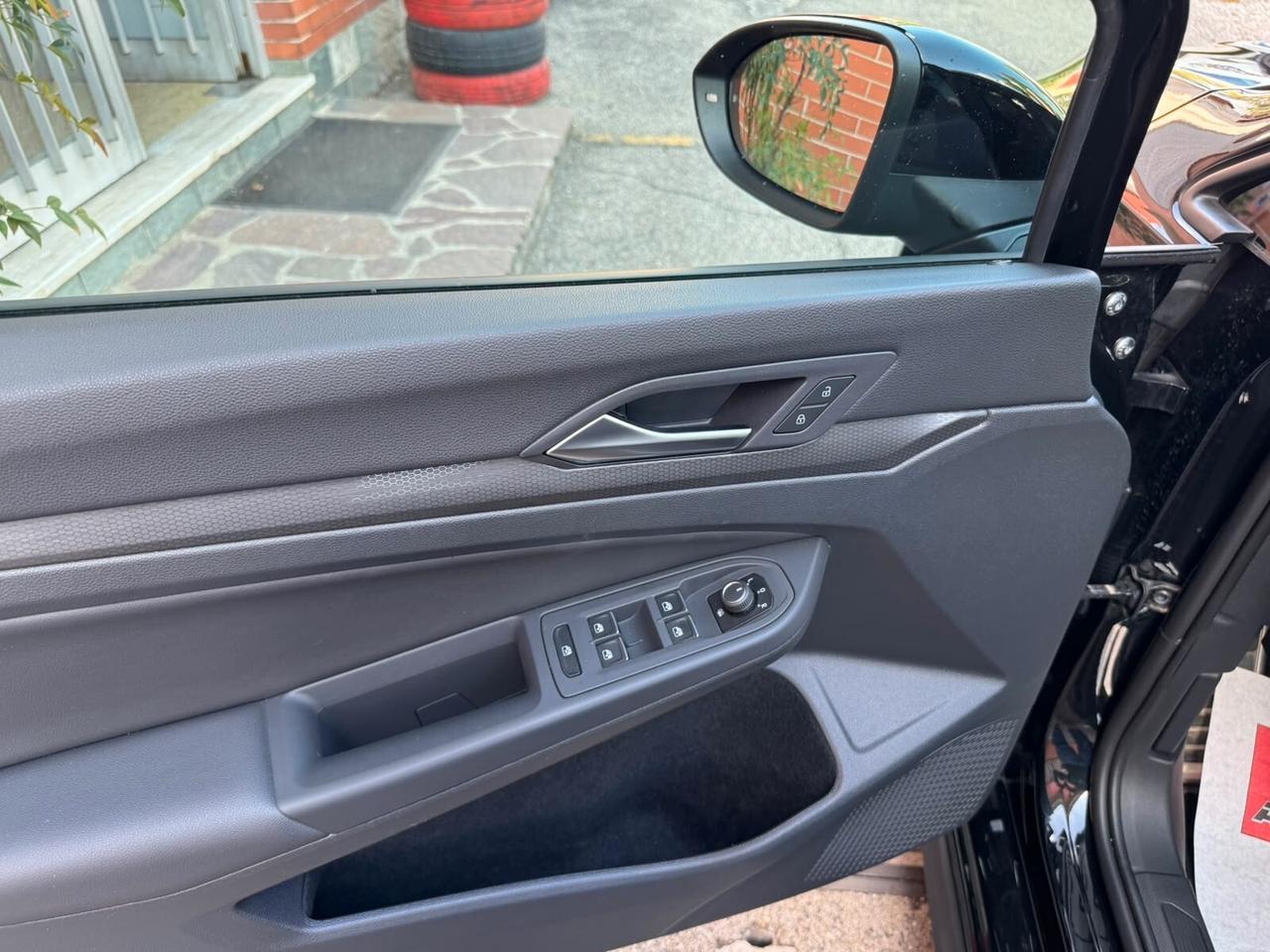 Volkswagen Golf 2.0 TDI DSG GTD 200cv