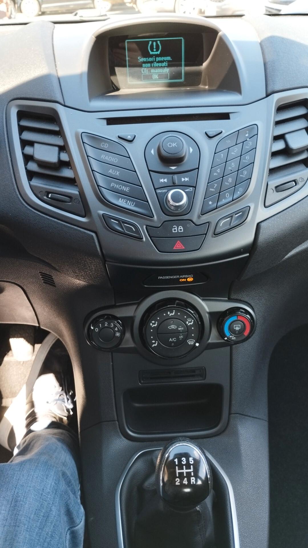 Ford Fiesta 1.5 TDCi 75CV 5 porte Business