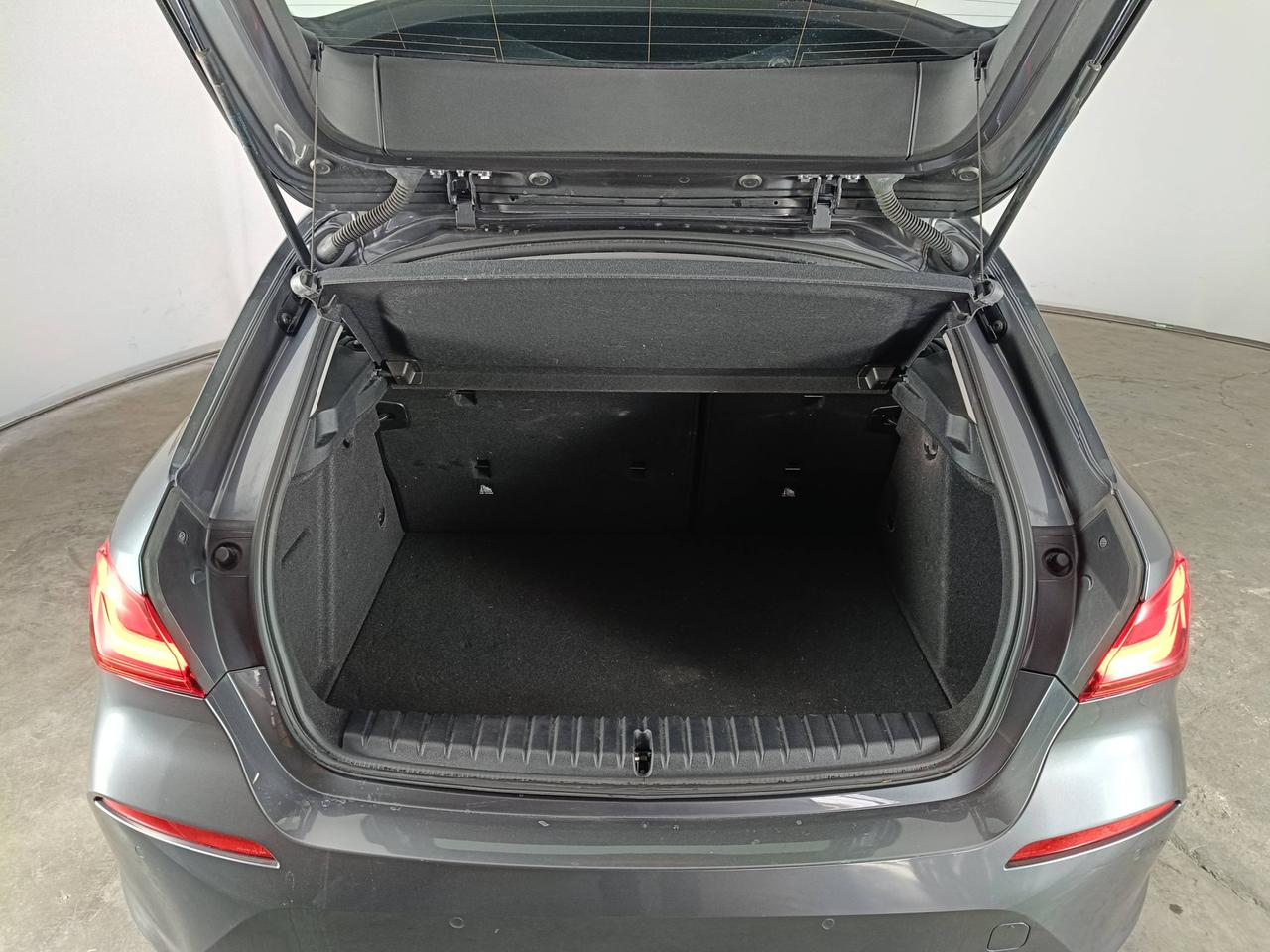 BMW Serie 1 F40 - 118i Advantage 136cv