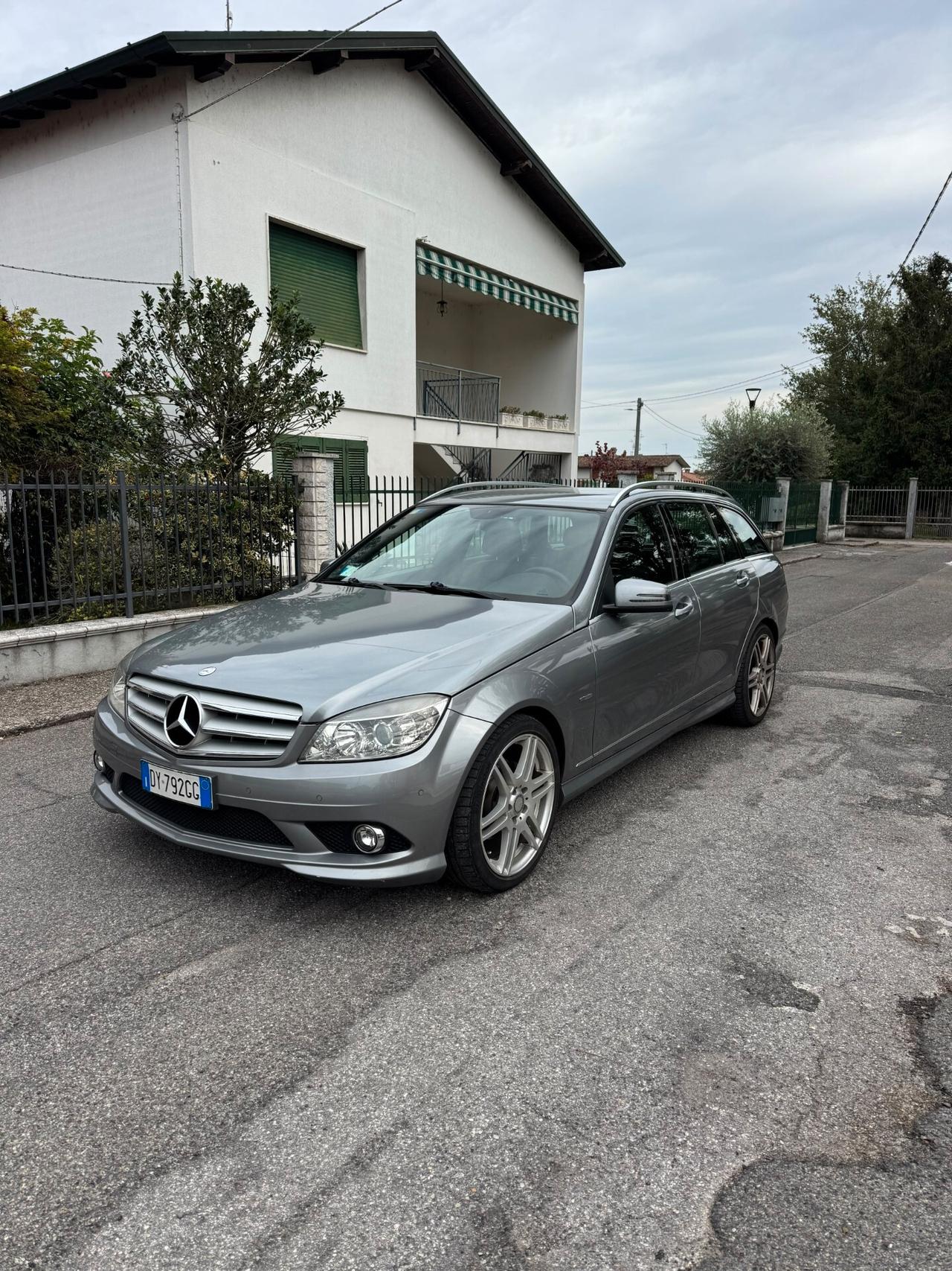 Mercedes-benz C 220 CDI BlueEFFICIENCY Avantgarde AMG