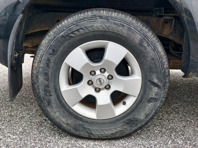 NISSAN Navara 2.5 dCi 4 porte Double Cab SE