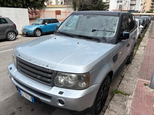 Range Rover Sport 2.7 TDV6 Anche permuta o scambi0