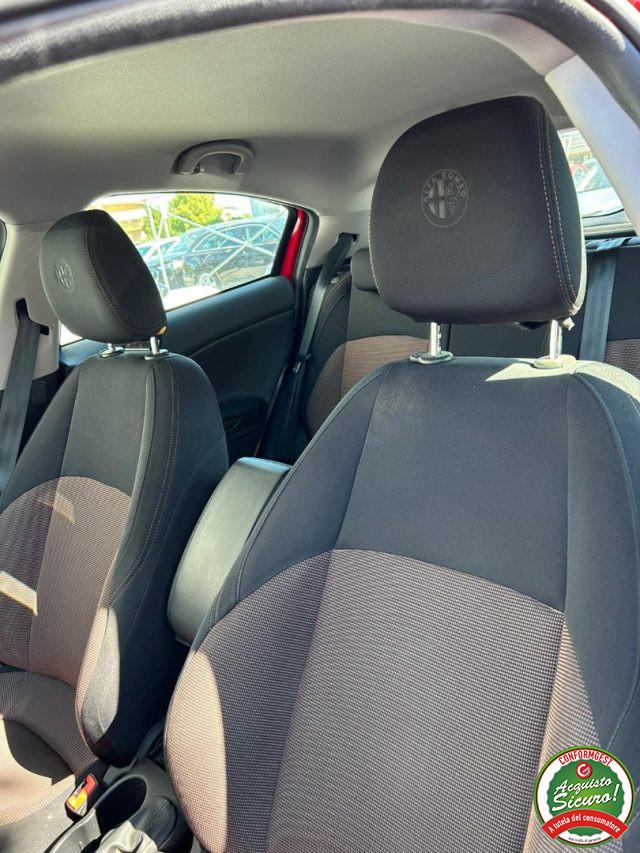 ALFA ROMEO Giulietta 1.6 JTDm-2 105 CV Distinctive