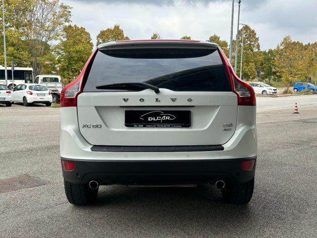 VOLVO XC60 D3 AWD Geartronic Momentum