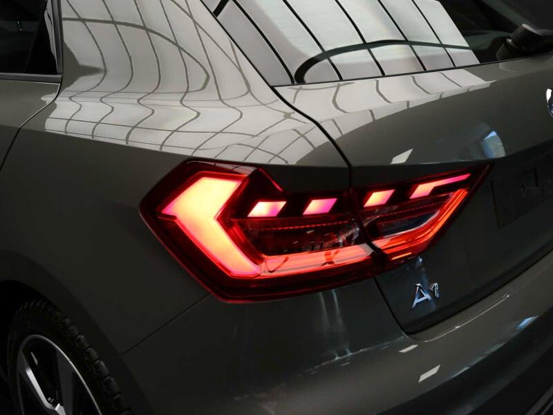 AUDI A1 2ª serie A1 SPB 30 TFSI S tronic S lin...