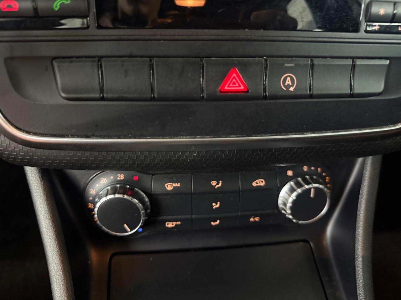 Mercedes-benz A 180 d Premium