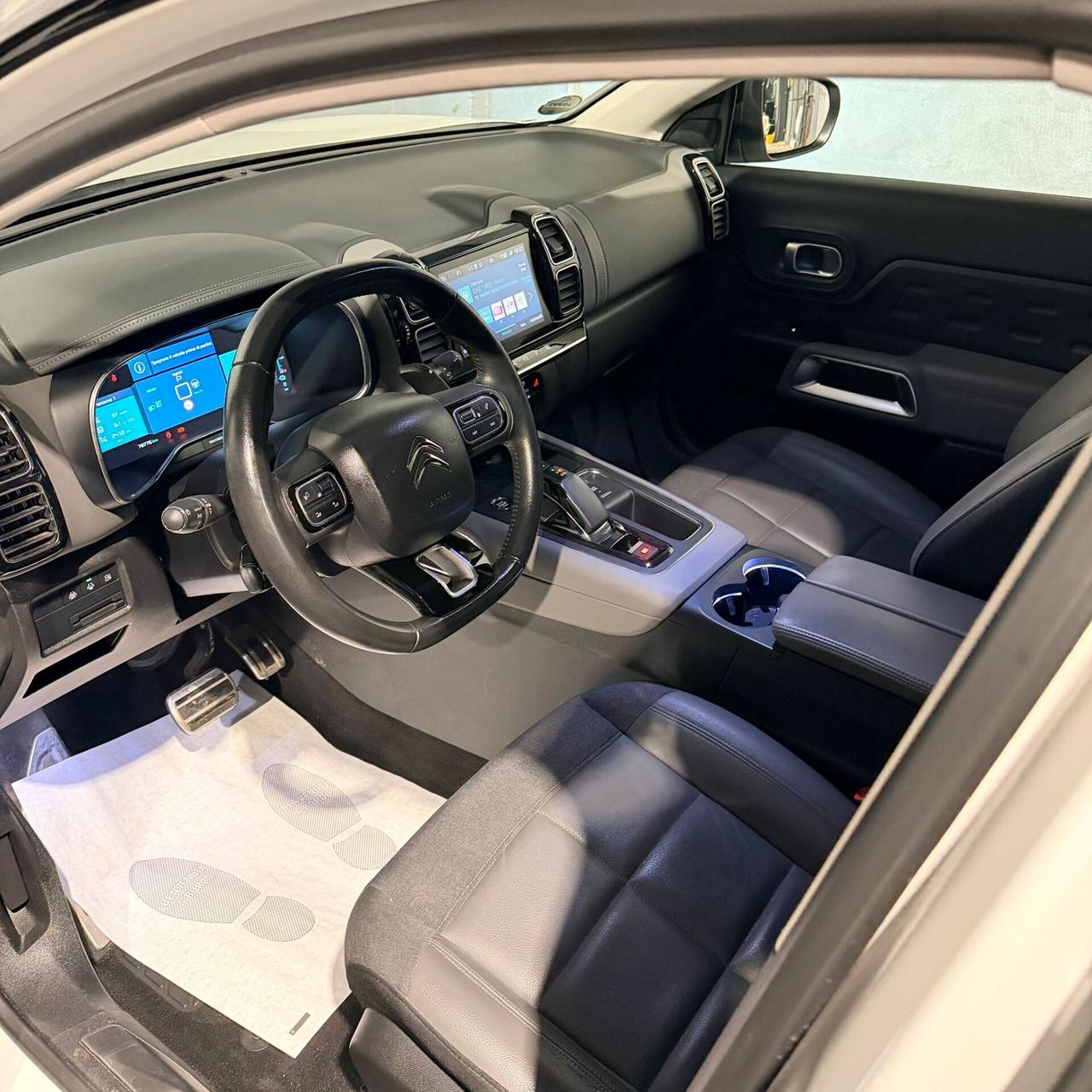 Citroen C5 Aircross Hybrid e-EAT8 Shine