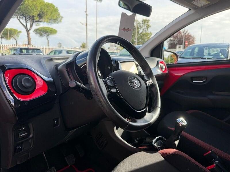 Toyota Aygo Aygo 5p 1.0 x-cool 70 CV, RETROCAMERA!
