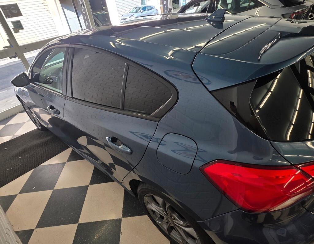 Ford Focus 1.0 EcoBoost Hybrid 155 CV 5p. ST-Line X