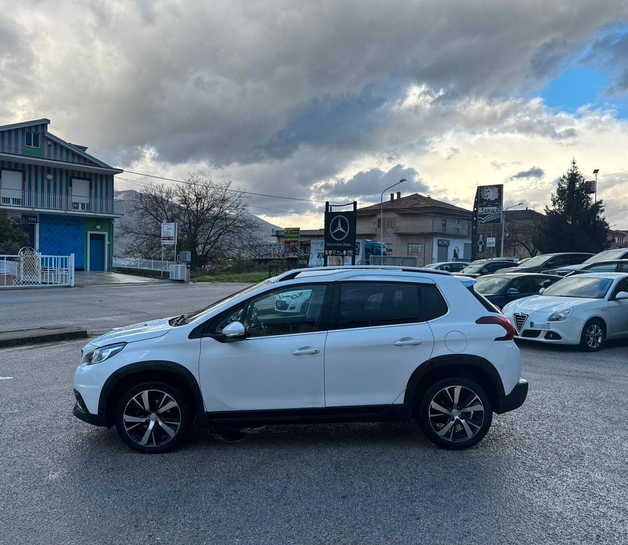 Peugeot 2008 BlueHDi 100 GT Line Garanzia