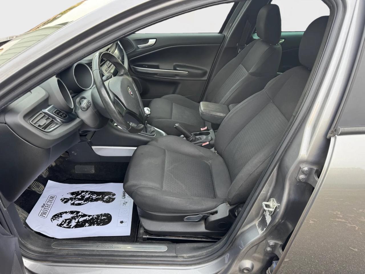 Alfa Romeo Giulietta 1.4 benzina/gpl 2014 neo patentati