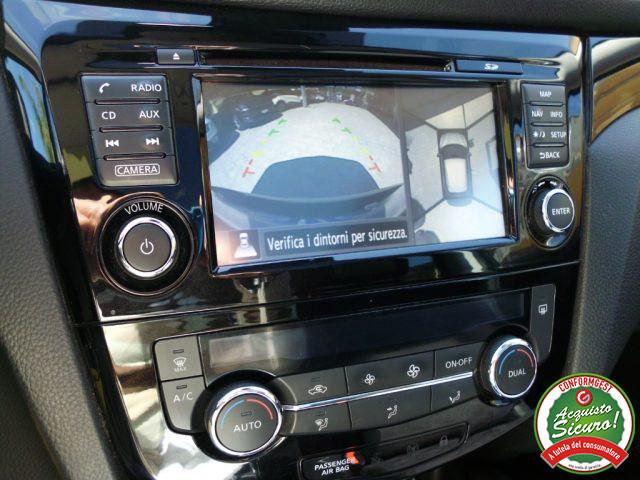 NISSAN Qashqai 1.5 dCi 2WD N-Connecta