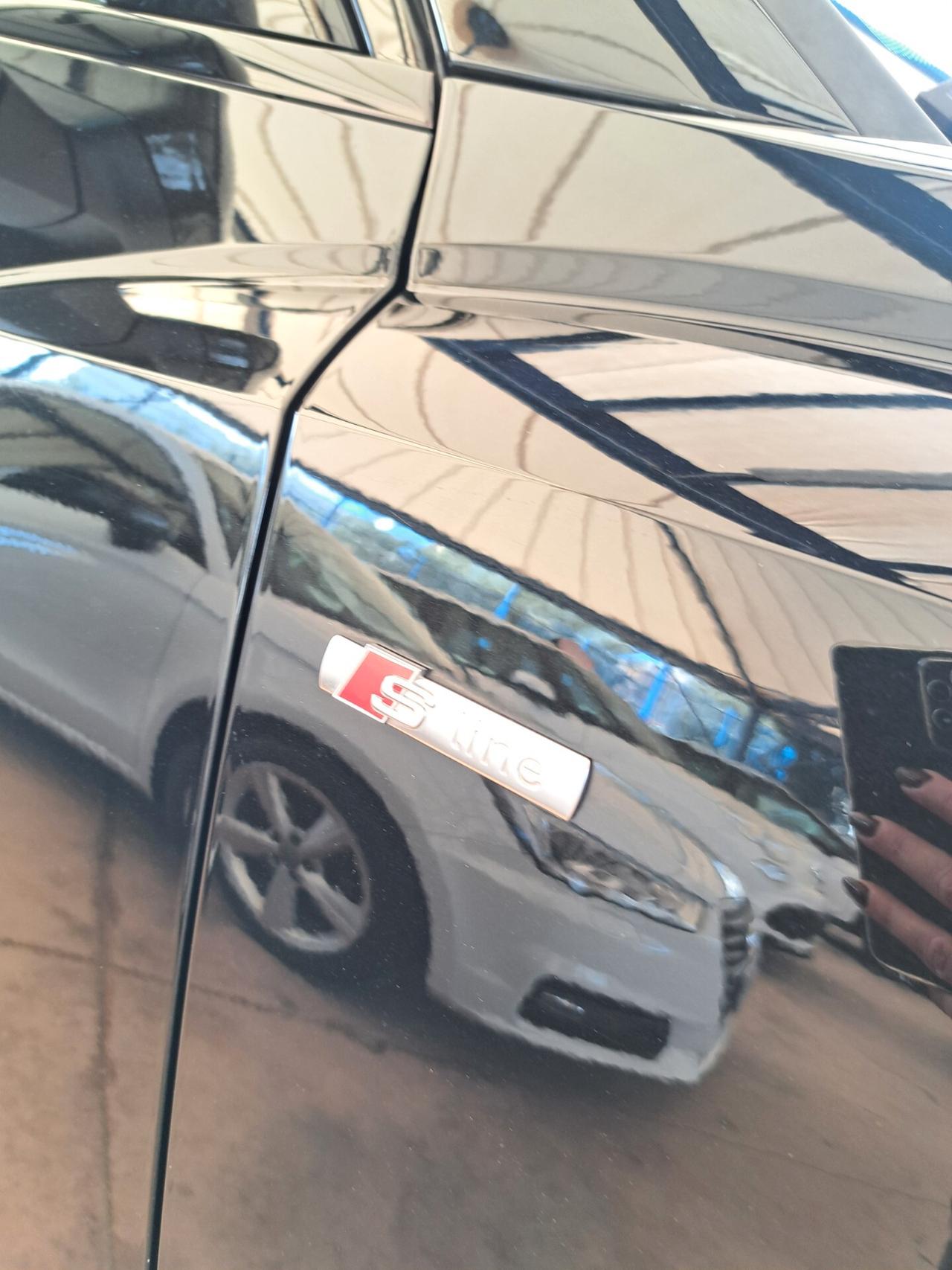 Audi Q3 SPB 2.0 TDI S tronic S-line Edition Autom.