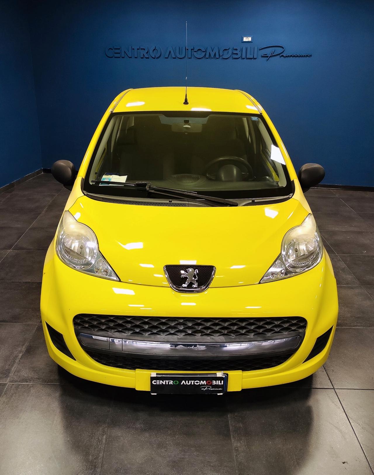 Peugeot 107 1.0 68CV 3p. Plaisir