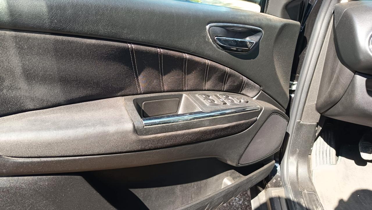 Lancia Delta 1.6 MJT DPF Oro 120cv in perfette condizioni