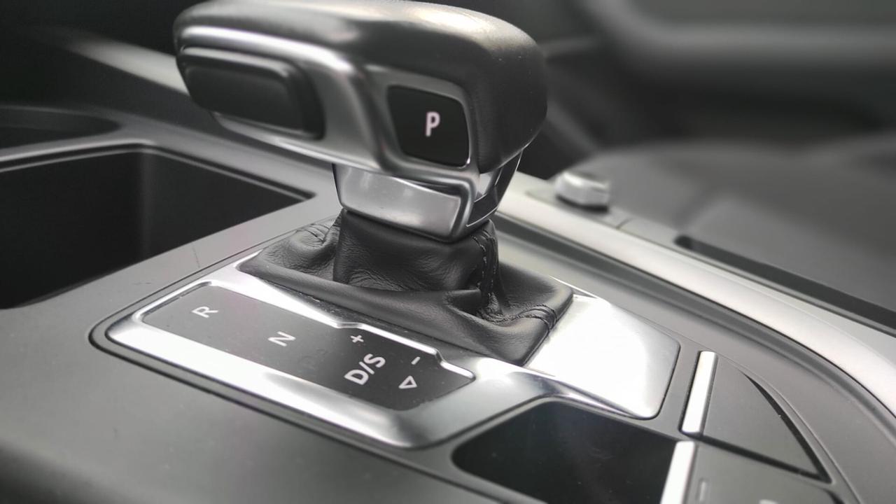 Audi A4 Avant 30 TDI/136 CV S tronic Business