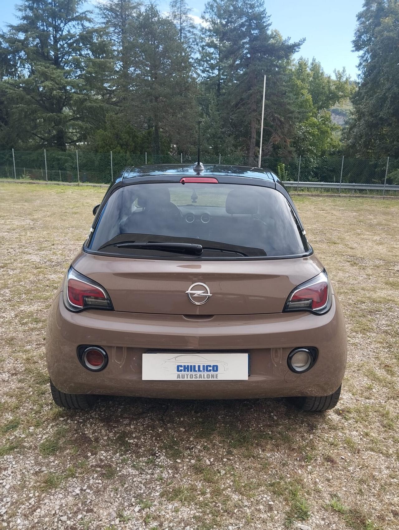 Opel Adam 1.4 87 CV GPL Tech Unlimited