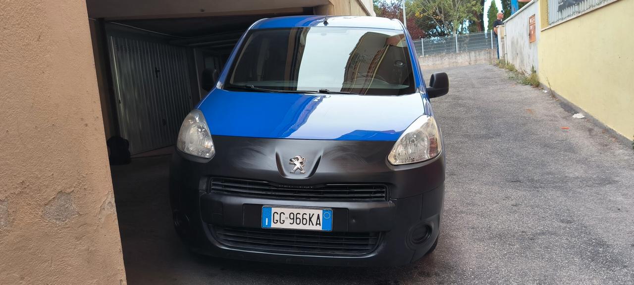 Peugeot Partner Tepee 1.6 HDi 92CV Outdoor